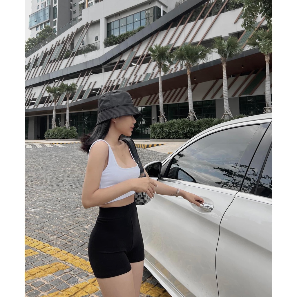 ÁO THUN CROPTOP BO VIỀN CỔ VUÔNG KÈM ẢNH THẬT ( Có bán quần mặc kèm)