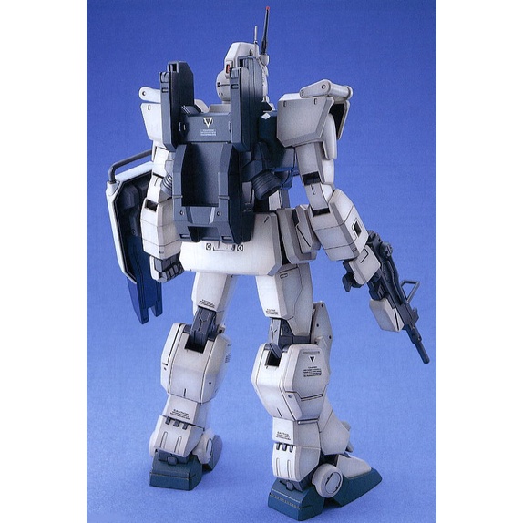 Bộ đồ chơi mô hình lắp ráp MG 1/100 RX-79G GUNDAM Ez8 Chính hãng Bandai