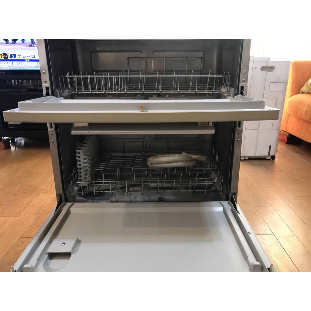 MÁY RỬA CHÉN TOTO CHO GIA ĐÌNH 6 NGƯỜI ĂN - TOTO-EUD500