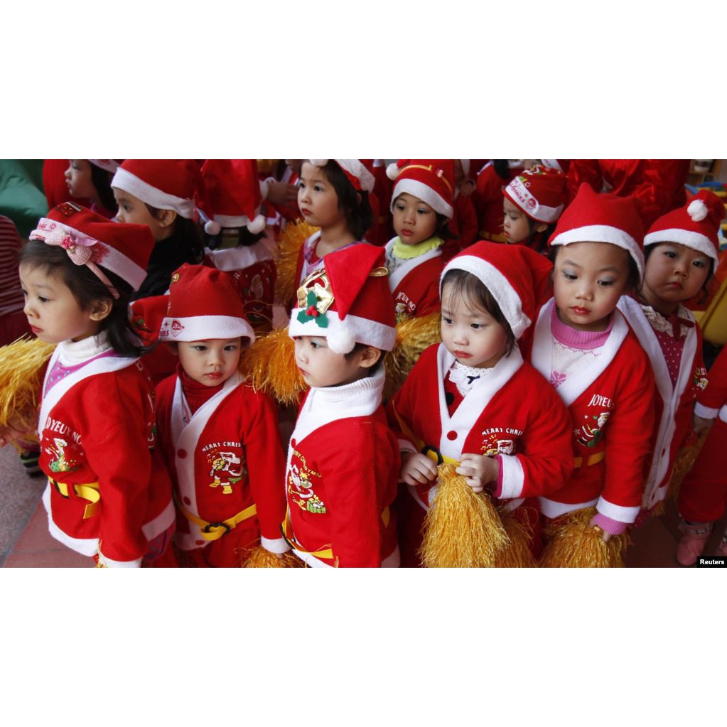 Bộ quần áo ông già Noel cho bé trai - Quần áo hóa trang ông già Noel