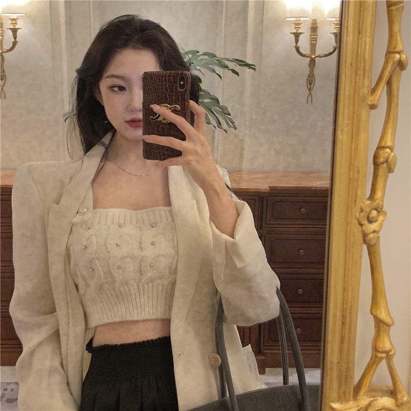 Áo hai dây dệt kim dáng ôm màu trắng đính đá kim cương thời trang xuân hè cho nữ