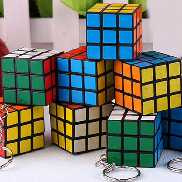 Khối Rubik 3x3 Mini 3cm Kèm Móc Khóa Hình Khối Rubik Dễ Thương