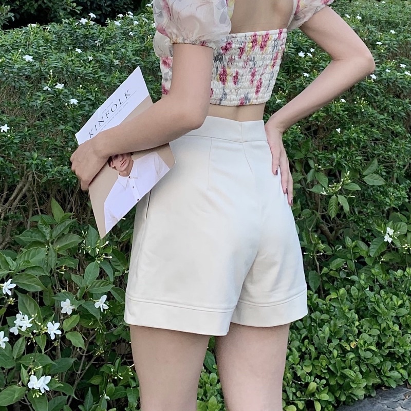 Quần đùi/quần short kaki ống rông cạp cao trắng đen be - Audrey Studio