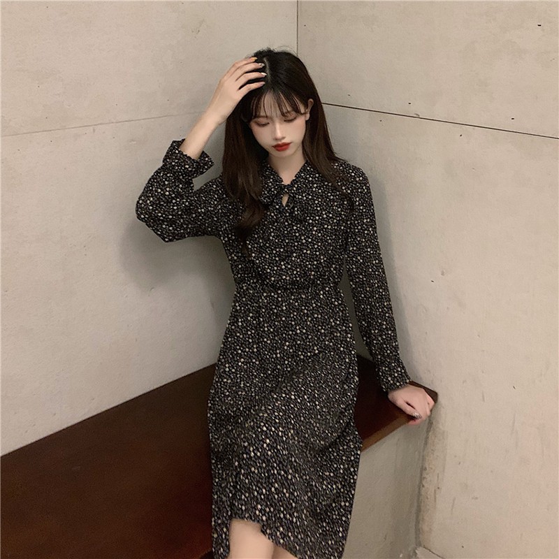 Đầm Dài Tay Màu Đen Họa Tiết Hoa Phong Cách Retro Pháp Cho Nữ