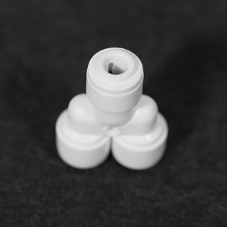 Chạng Y 3 đầu nhấn dây 6mm