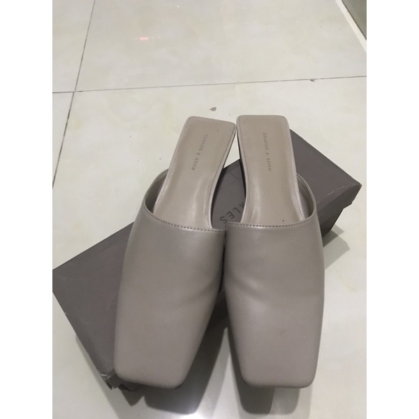 Sục Charles & Keith chuẩn auth new 100%