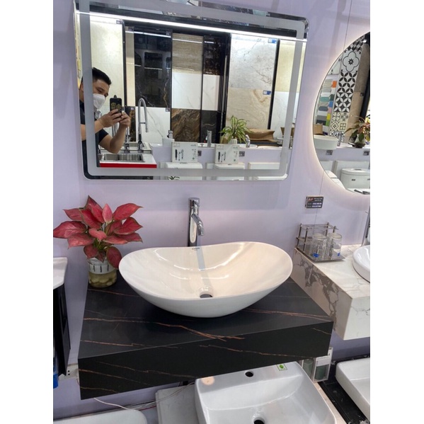 Chậu lavabo rửa mặt đặt bàn đá hình thuyền
