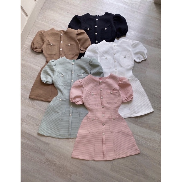 ĐẦM XỐP 4 TÚI PHỐI NÚT NGỌC