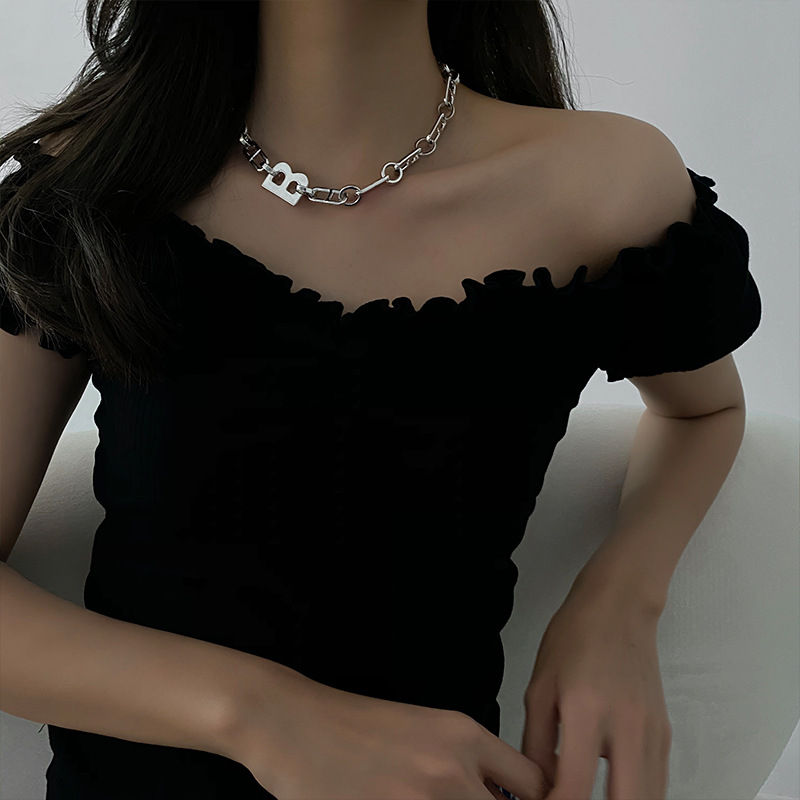 Dây Chuyền Kim Loại Mặt Chữ B Thời Trang Cá Tính Cho Nữ