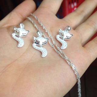 Mặt dây chuyền hồ ly bạc chuẩn