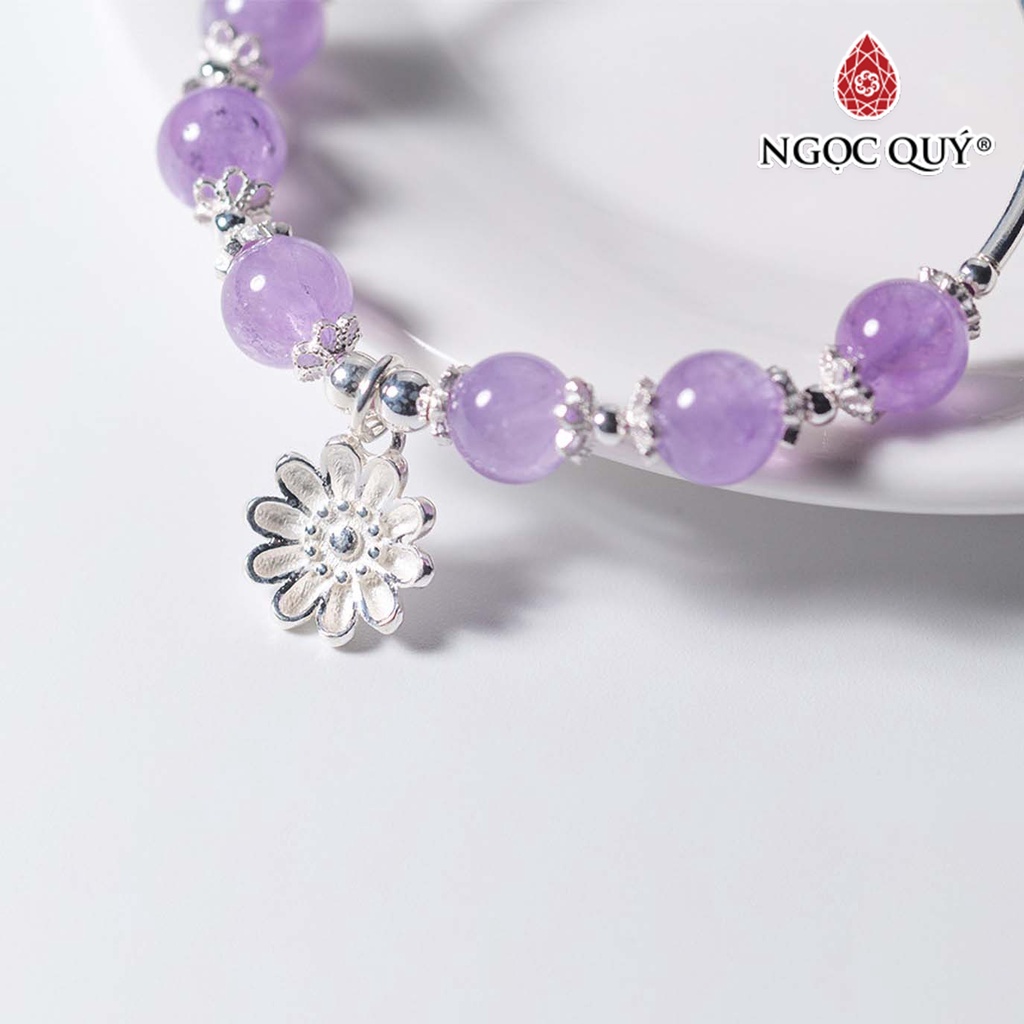 Vòng tay TA tím ngọc charm hoa 10 cánh - Ngọc Quý