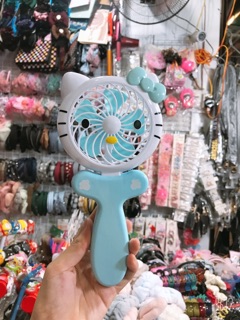 Quạt mèo hello kitty