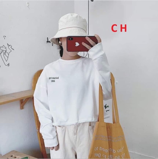 Áo croptop Get Maried dài tay COH1019