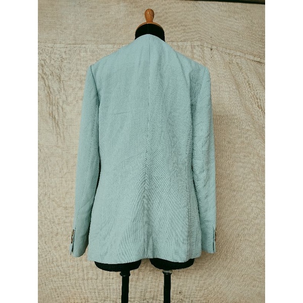 Áo khoác Hàn size M L nhỏ