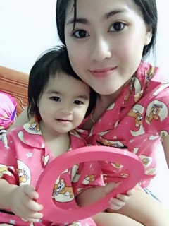 Set pijama cho mẹ và bé