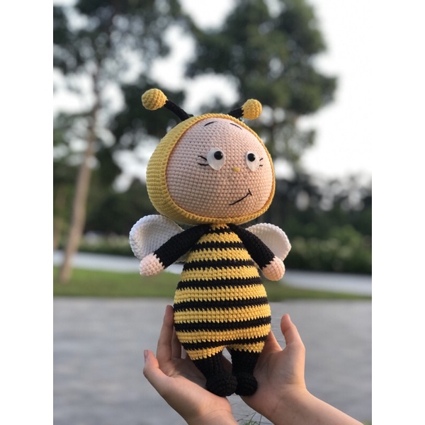 Gấu bông chú ong bằng len hadmade