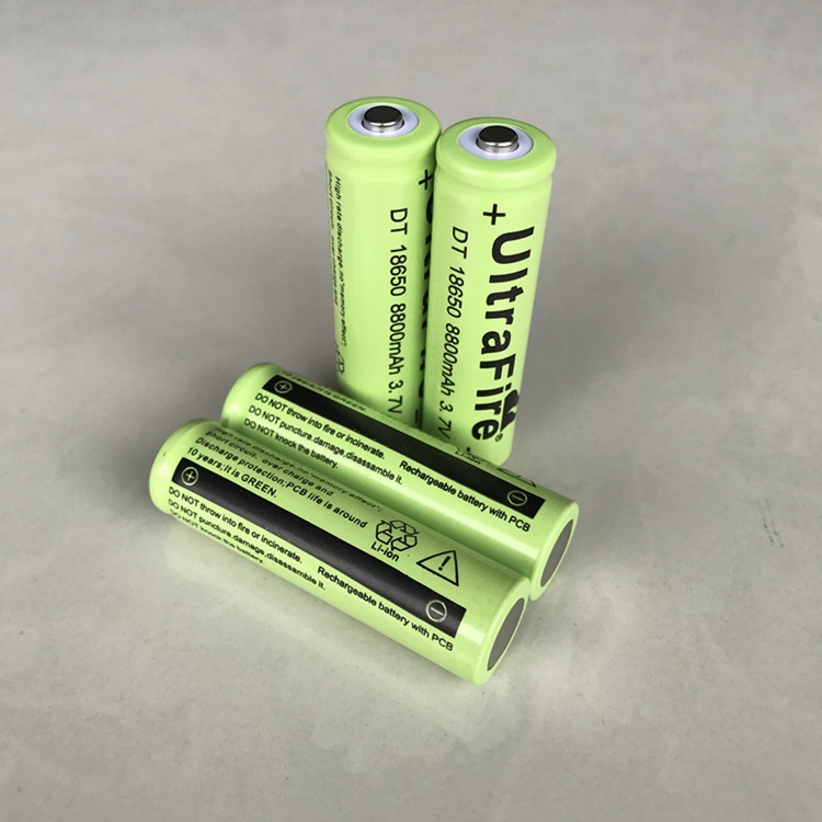 Bộ 8 Pin Sạc Li-Ion 18650 - 3.7v 8800 Mah - 8 Pin 18650 Dùng Cho Đèn Pin, Quạt , Sạc...