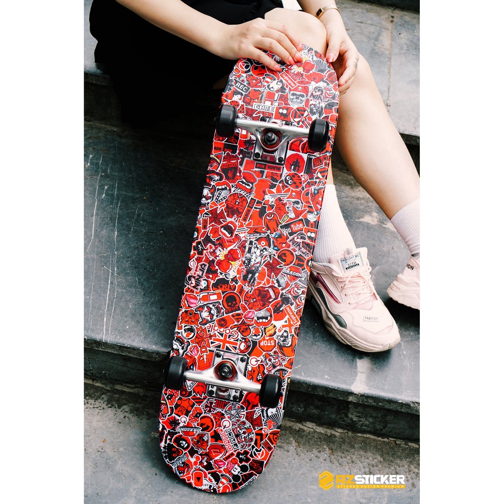 Sticker Black & Red - Đỏ Đen Dán Mũ Bảo Hiểm Laptop Điện Thoại Bình Nước | STK131 | Chống Nước Cắt Sẵn Dễ Dán