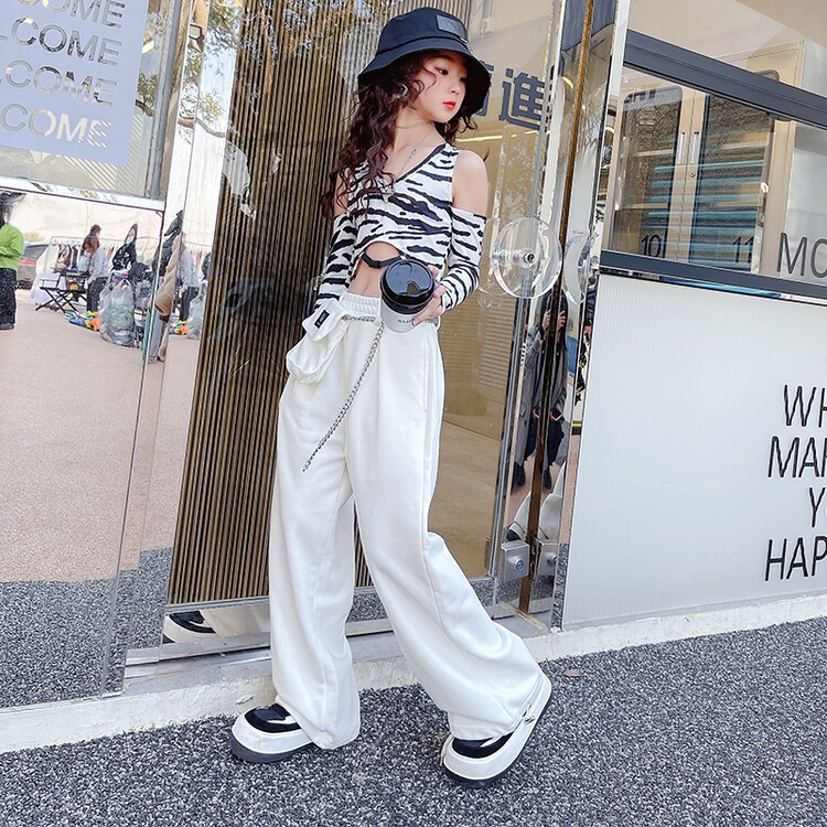 Bộ Đồ Thời Trang Mùa Xuân Phong Cách Châu Âu Kiểu Mới 2022 Cho Bé Gái