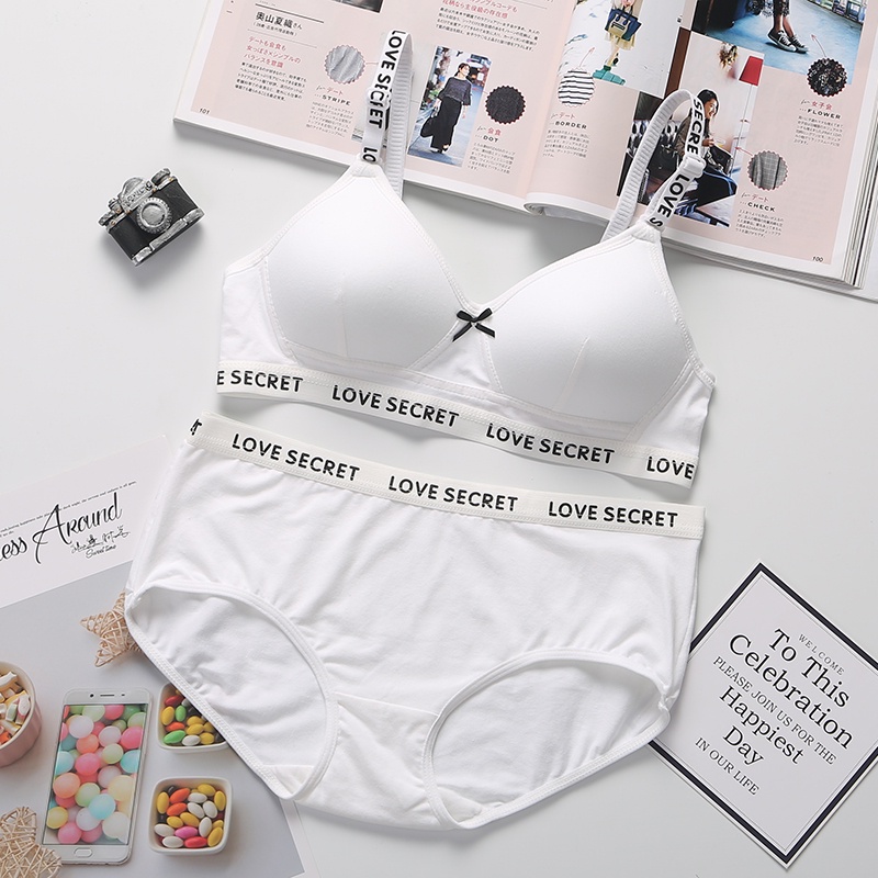 Bộ đồ lót nữ Love dễ thương, áo lót không gọng đệm mỏng, quần cotton thoáng mát co dãn, đồ lót cho bạn gái