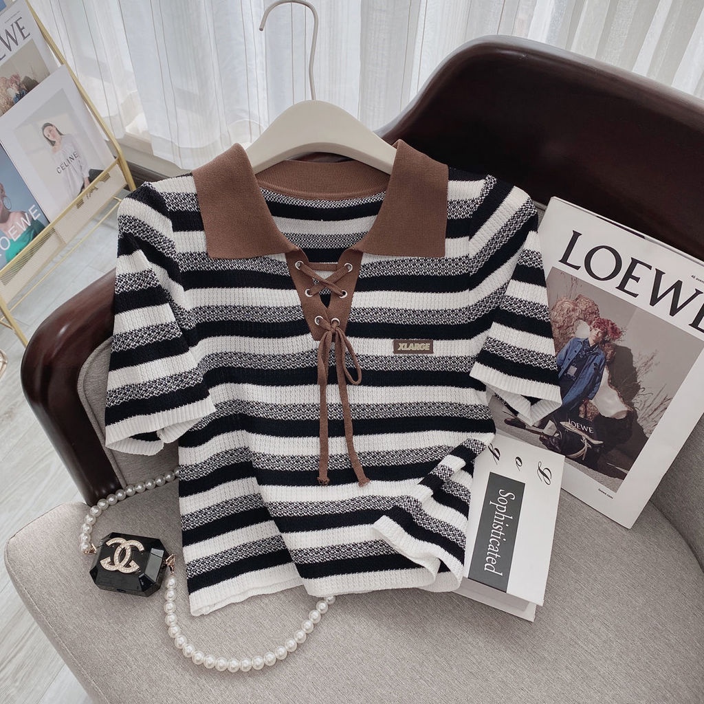 Áo Sweater Dệt Kim Hoạ Tiết Kẻ Sọc Thiết Kế Cổ Bẻ Thanh Lịch