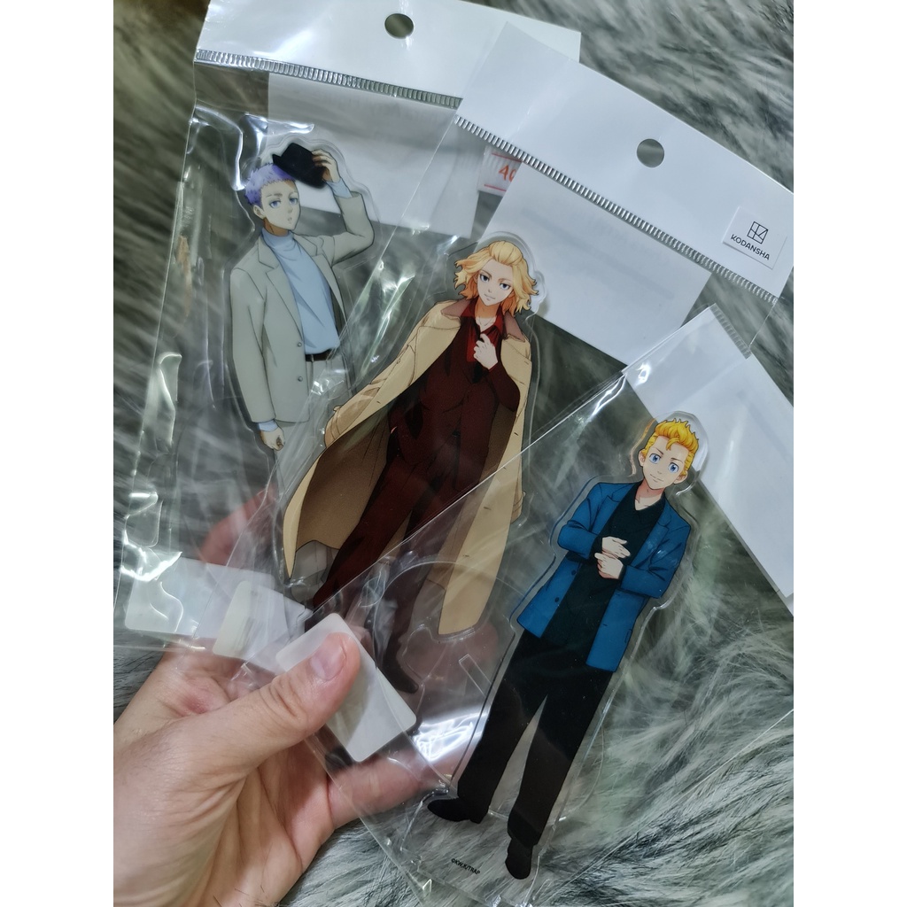 Mô hình standee nhựa Tokyo Revengers ver Suit Tsutaya