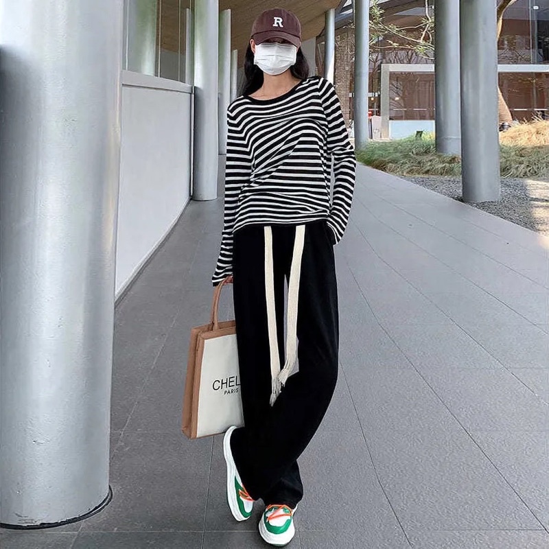 Quần Vải Ống Suông Nam Nữ Màu Đen Có Dây Rút Buộc Cạp Chun Phom Unisex Phong Cách Ulzzang Hàn Quốc Chất Mát Hot Trend
