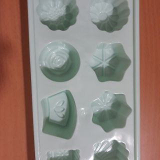 Khay Làm Rau Câu 8 Kiểu Bông Đa Dụng
