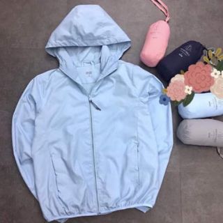 Áo gió nhật uniqlo