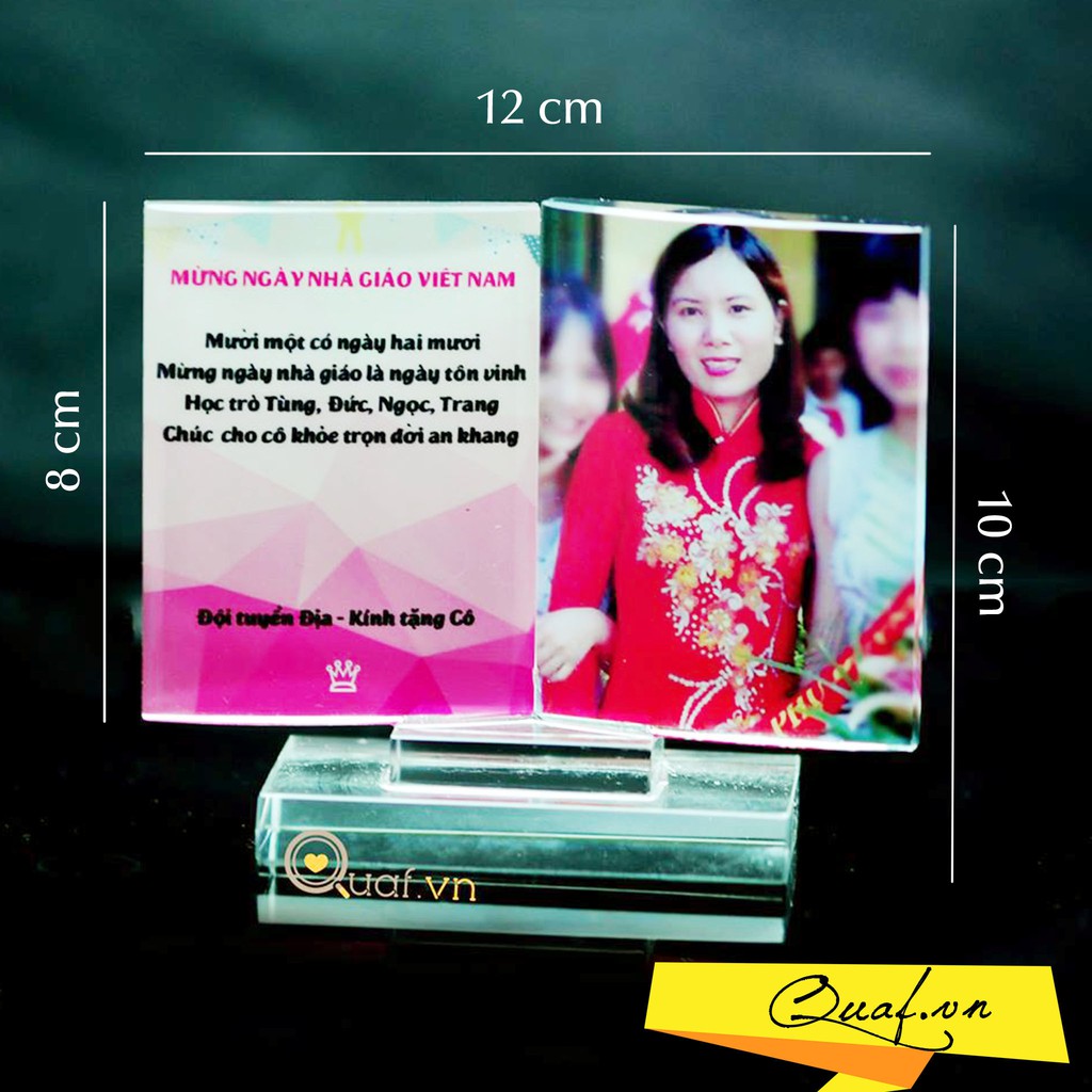 In ảnh lên pha lê sách