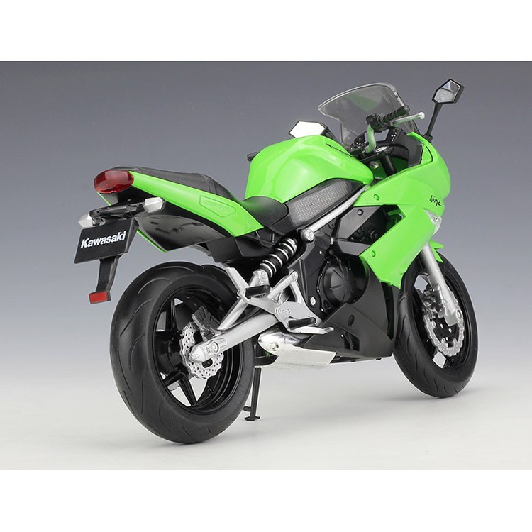 Mô hình moto Kawasaki Ninja 650R tỉ lệ 1:10 WELLY