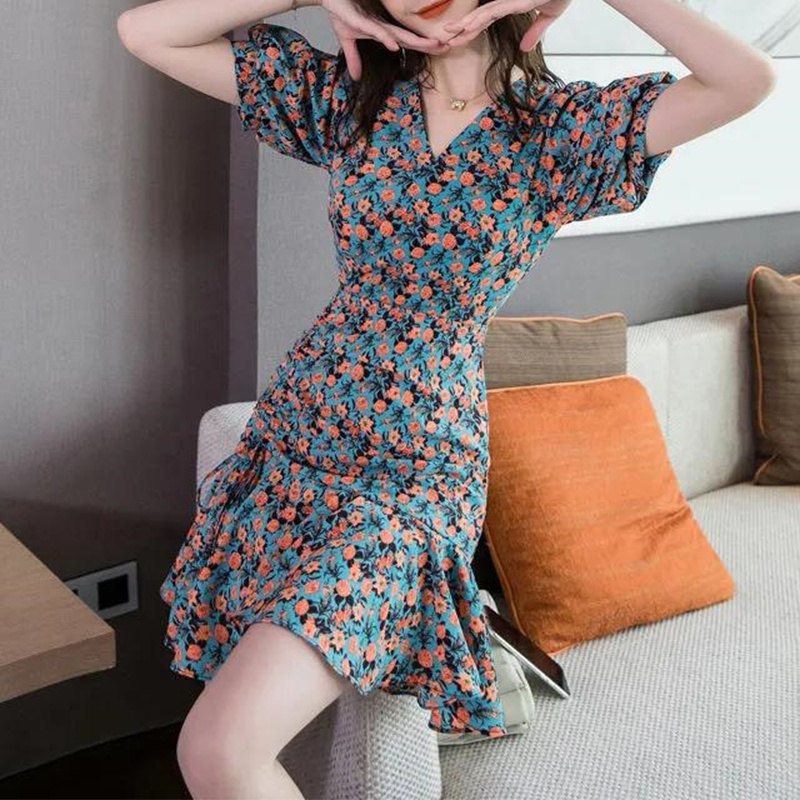 Đầm Hoa Tay Phồng Ngắn Cổ Chữ V Ôm Dáng Phối Dây Rút Thời Trang Mùa Hè Quyến Rũ Cho Nữ