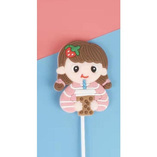 5 Em bé uống trà sữa nhựa dẻo (loại 2)