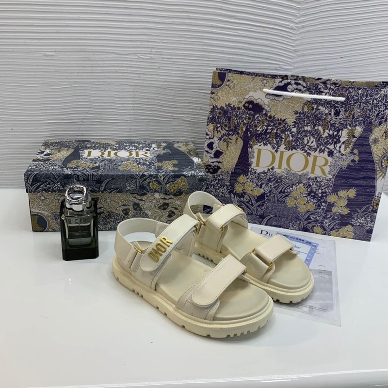 Sandal quai ngang di or