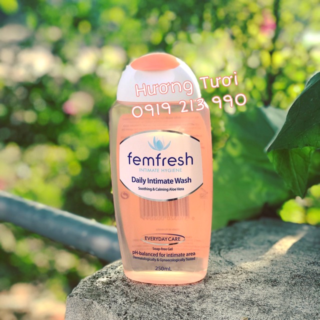 DUNG DỊCH VỆ SINH PHỤ NỮ FEMFRESH ÚC
