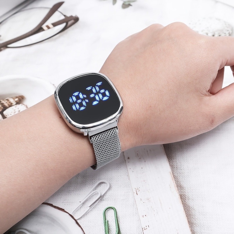 Đồng Hồ Điện Tử Mặt Vuông Có Đèn LED Dây Inox Màu Vàng/Đen Phong Cách Thể Thao Thời Trang Unisex