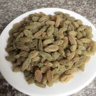Nho khô xanh (80k/500gr)