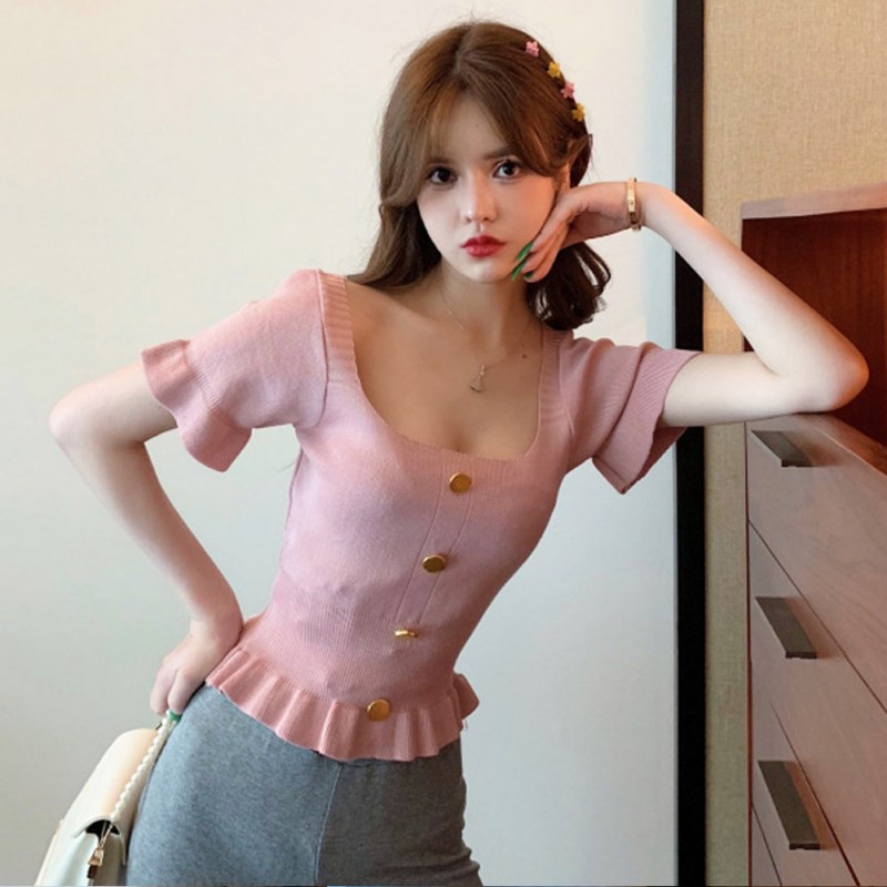 Áo dệt kim phối nút thiết kế quyến rũ cho phái nữ