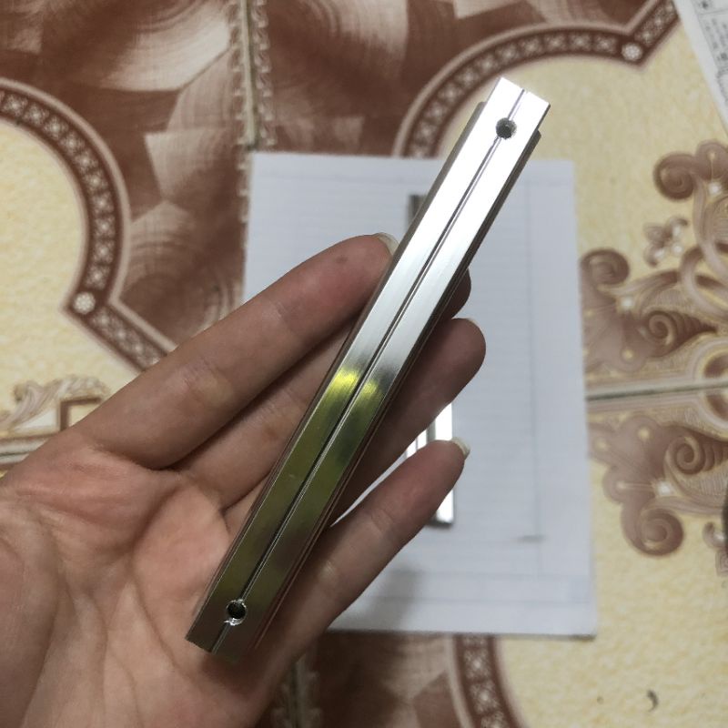 Tay co/ tay nắm tủ ba chấm inox cao cấp