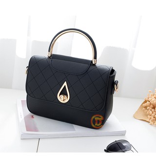 túi đeo chéo khóa giọt lệ 04