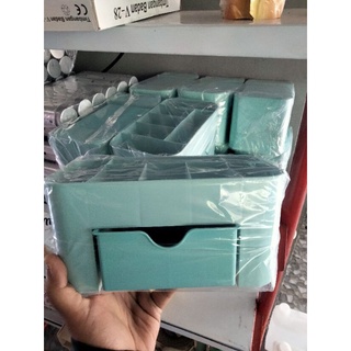 Lưu Trữ ATK / Kệ Mỹ Phẩm / Dụng Cụ Viết