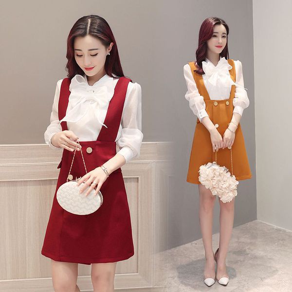 Chân váy dáng A dây yếm