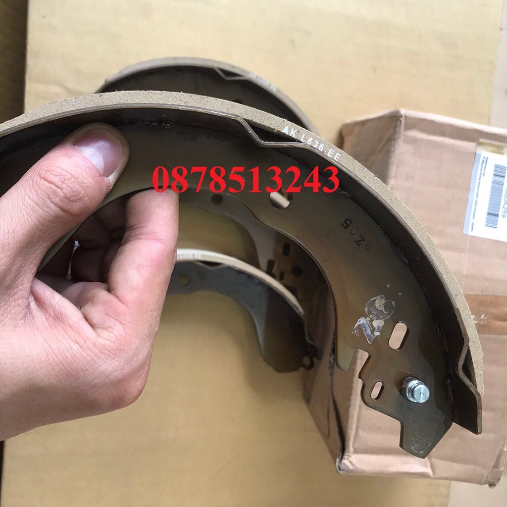 Guốc phanh sau / bố thắng sau / má phanh sau Mitsubishi Xpander xịn chính hãng