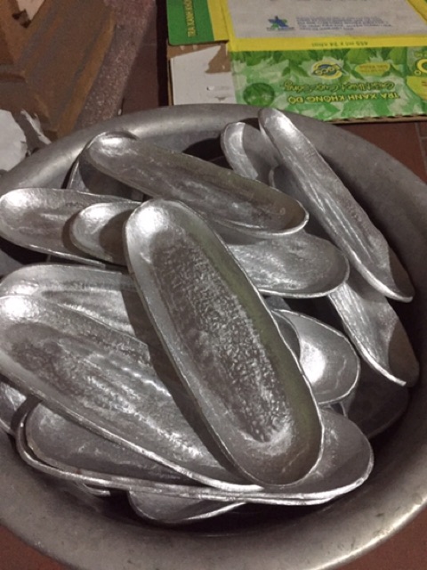 Khay đựng thức ăn