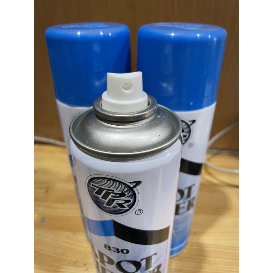 Chai xịt tẩy vết dầu trên vải,không để lại dấu hay quần thâm