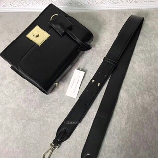 Túi Charles & Keith dây bản