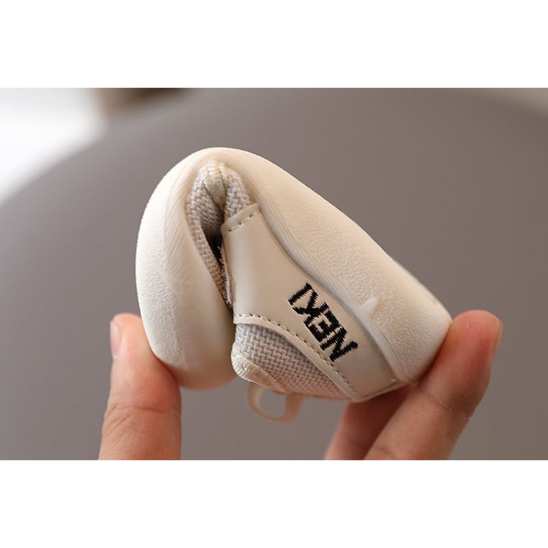 Giày tập đi cho bé đế mềm, chống trơn, chống trượt