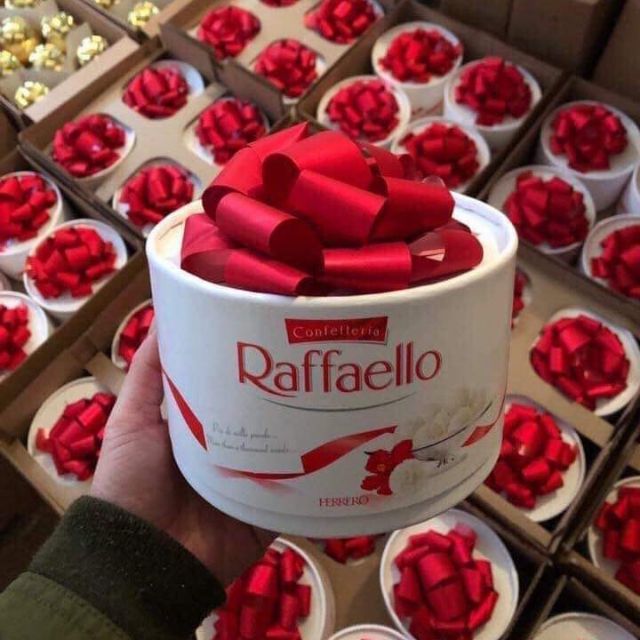 Kẹo dừa raffaello Nga