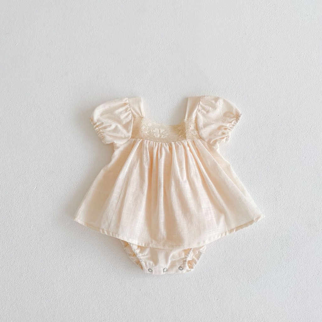váy body ngực ren tay bồng cho bé
