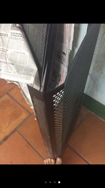 Lưới loa 4 tat một cái